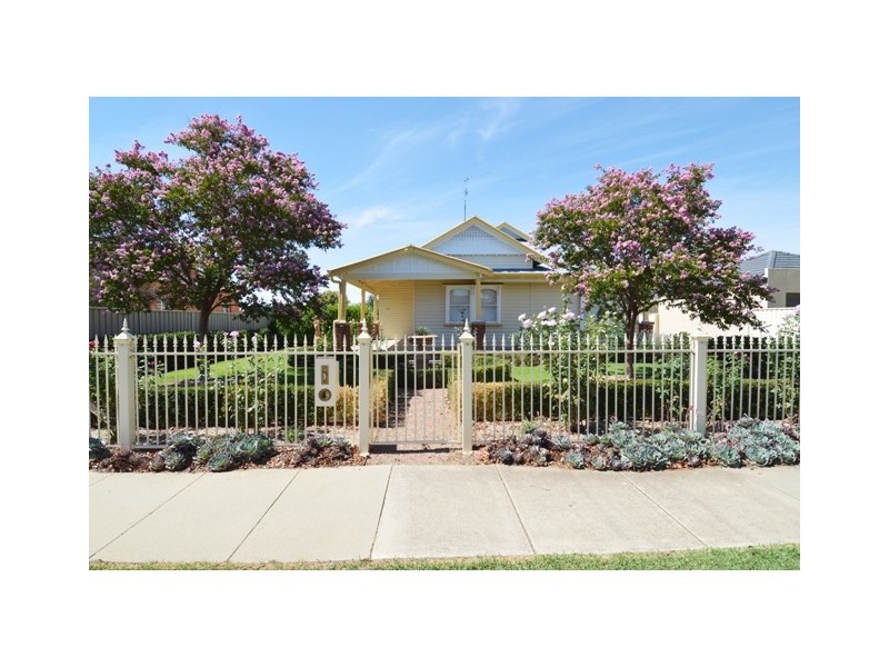 54 Hare Street, Echuca VIC 3564