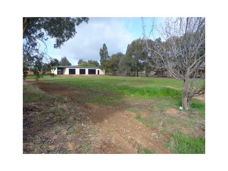 5 Hollara Drive, Moama NSW 2731