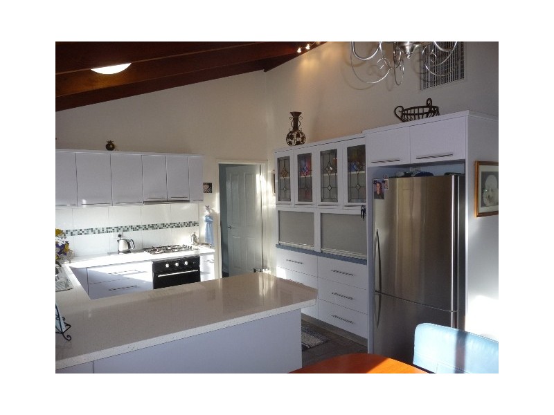 4 Canberra Crt, Moama NSW 2731