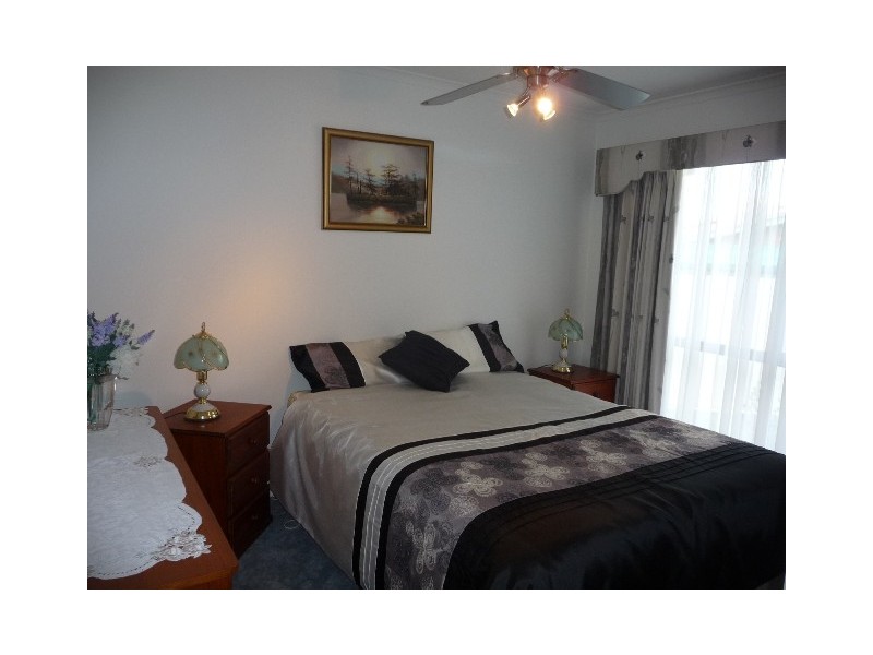 4 Canberra Crt, Moama NSW 2731