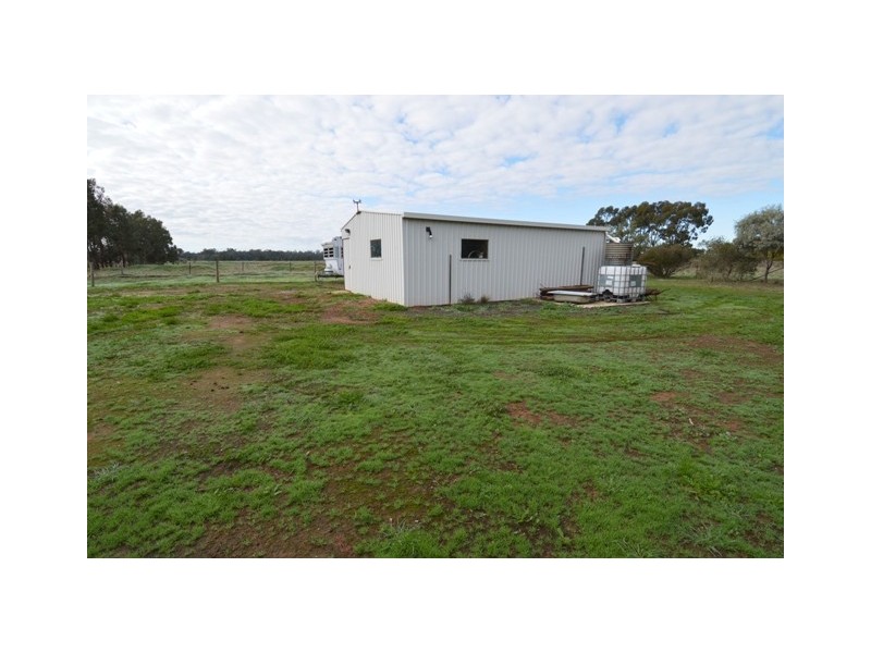 244 Farley Road, Echuca VIC 3564