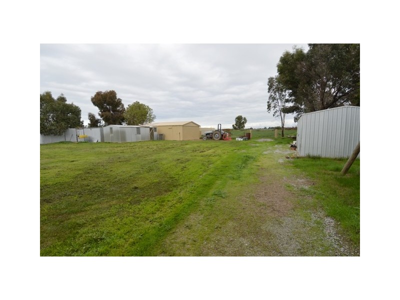 682 Simmie Road, Echuca VIC 3564