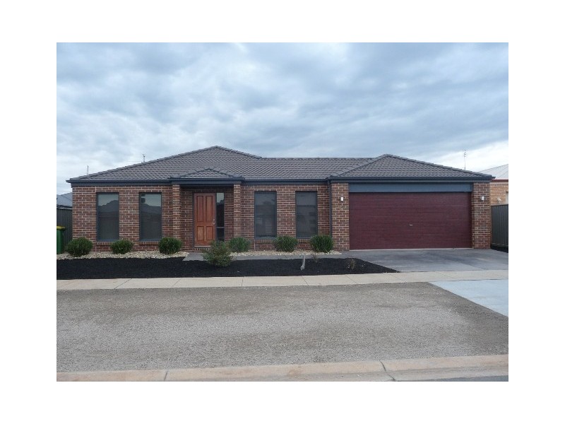 26 Westwood Place, Echuca VIC 3564