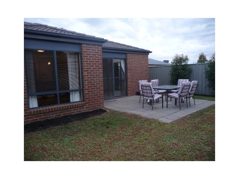 26 Westwood Place, Echuca VIC 3564