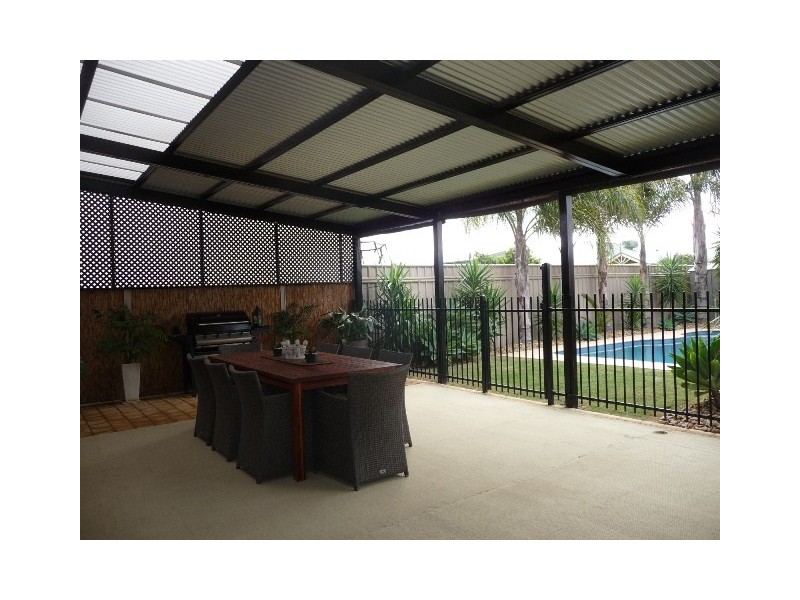 42 Wearne Rd, Echuca VIC 3564