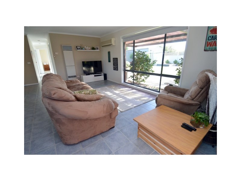 9 McLaren Drive, Moama NSW 2731