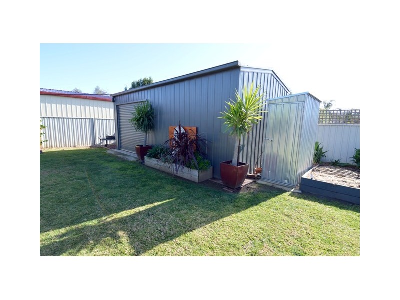 9 McLaren Drive, Moama NSW 2731