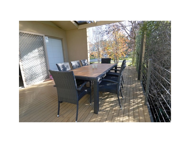 61 Pakenham St, Echuca VIC 3564