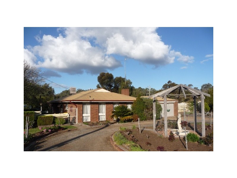 70 Carter St, Mathoura NSW 2710