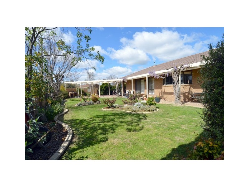 151 Crossen Street, Echuca VIC 3564