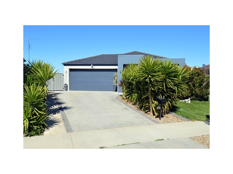 49 Declan Way, Echuca VIC 3564