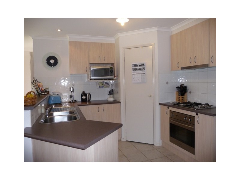 34 Woodlands Circuit, Echuca VIC 3564