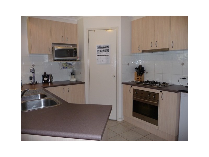 34 Woodlands Circuit, Echuca VIC 3564