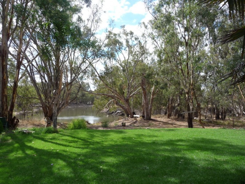 49 Wallala Dr “Lower Moira” via, Echuca VIC 3564