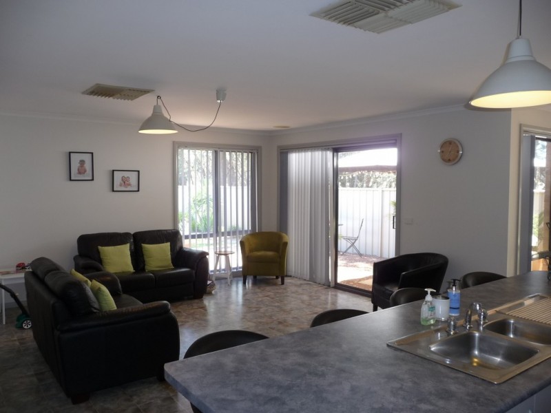 5 Callender Crt, Moama NSW 2731