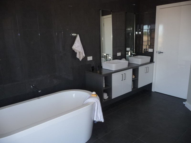 760 Wharparilla Rd, Echuca VIC 3564