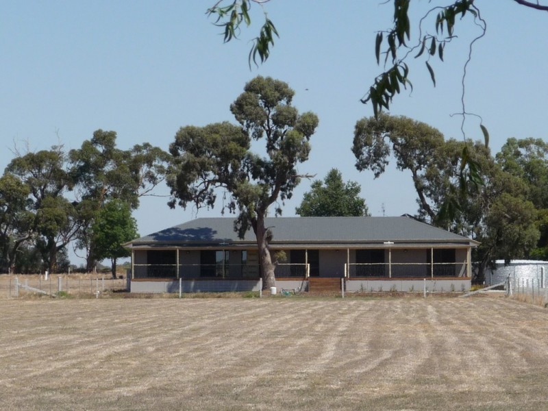760 Wharparilla Rd, Echuca VIC 3564