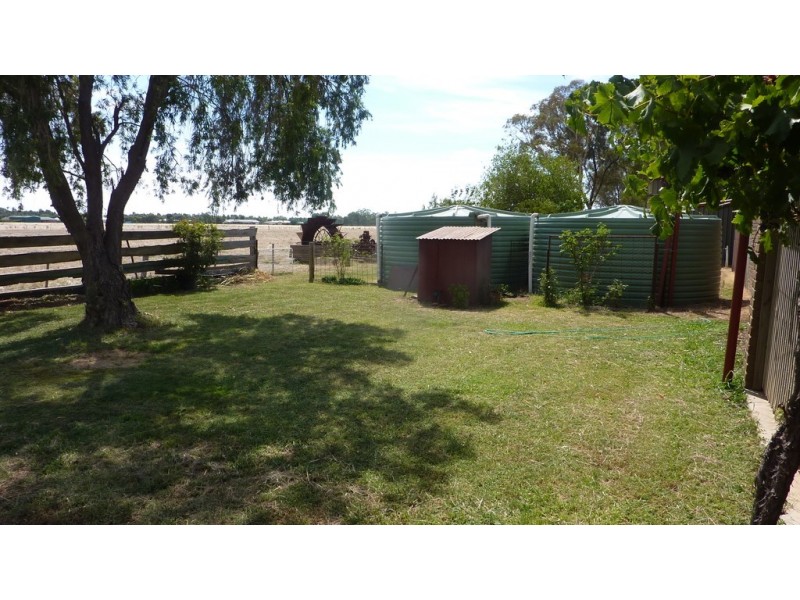 8652 Northern Hwy, Echuca VIC 3564