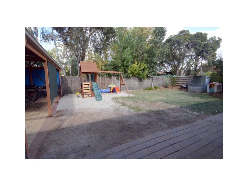 29 Snowden Street, Echuca VIC 3564