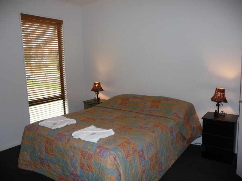 12 River Park Drive, Moama NSW 2731