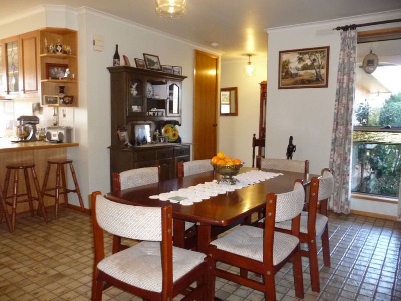 274 Simmie Rd, Echuca VIC 3564