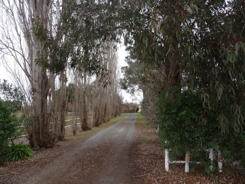 274 Simmie Rd, Echuca VIC 3564