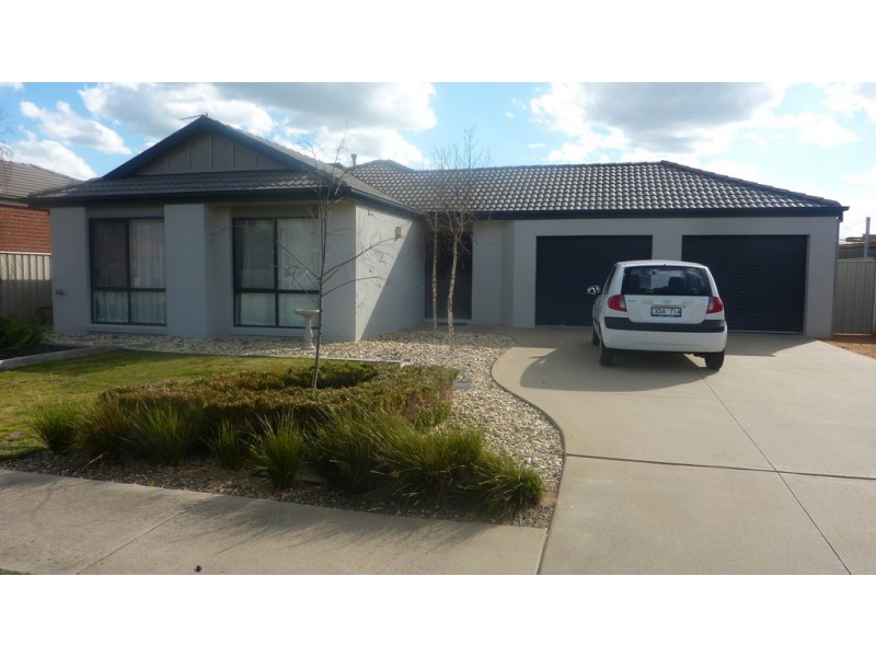 12 Glencoe Boulevard, Moama NSW 2731
