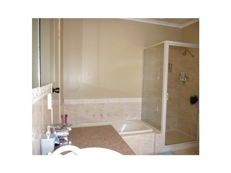 2/51 Hopwood Street, Echuca VIC 3564