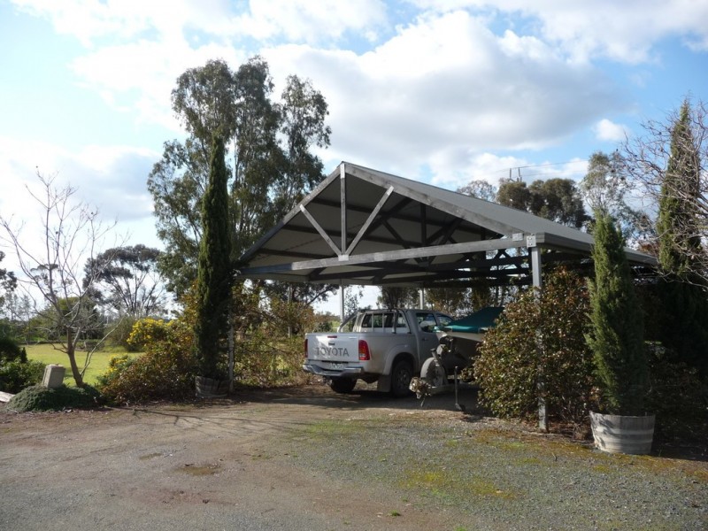 606 McKenzie Road, Echuca VIC 3564