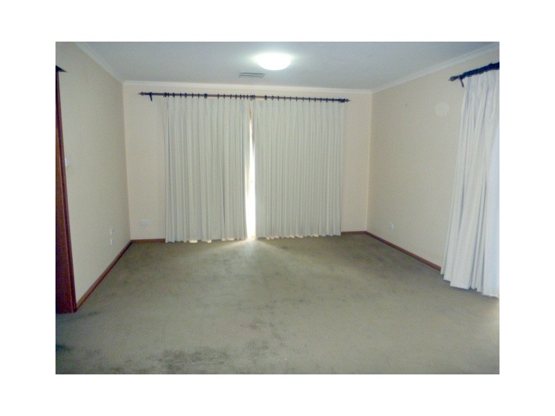 38 Rutley Crescent, Echuca VIC 3564