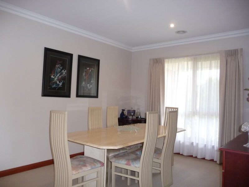 9 Shiraz Crt, Moama NSW 2731