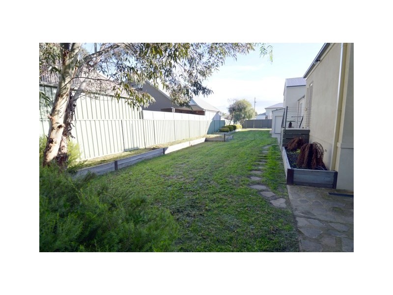 61 Pakenham Street, Echuca VIC 3564