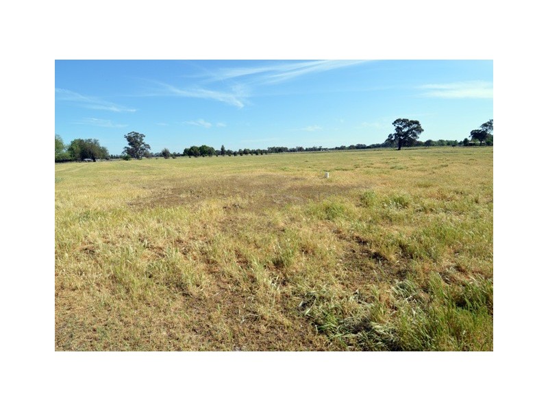 178 Simmie Road, Echuca VIC 3564