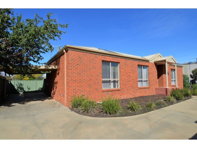 1 140 BOWEN STREET, Echuca VIC 3564