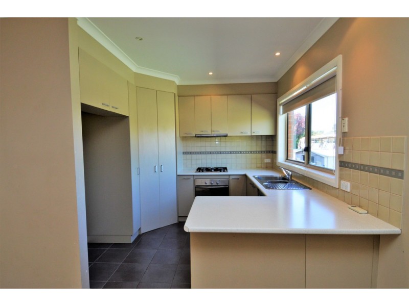 1 140 BOWEN STREET, Echuca VIC 3564