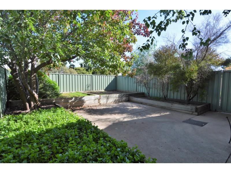 1 140 BOWEN STREET, Echuca VIC 3564