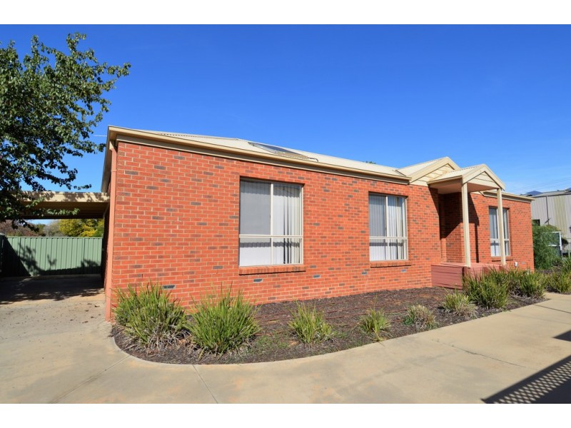 1 140 BOWEN STREET, Echuca VIC 3564