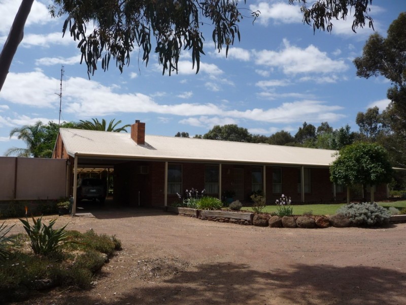 78 Echuca-Mitiamo Rd, Echuca VIC 3564