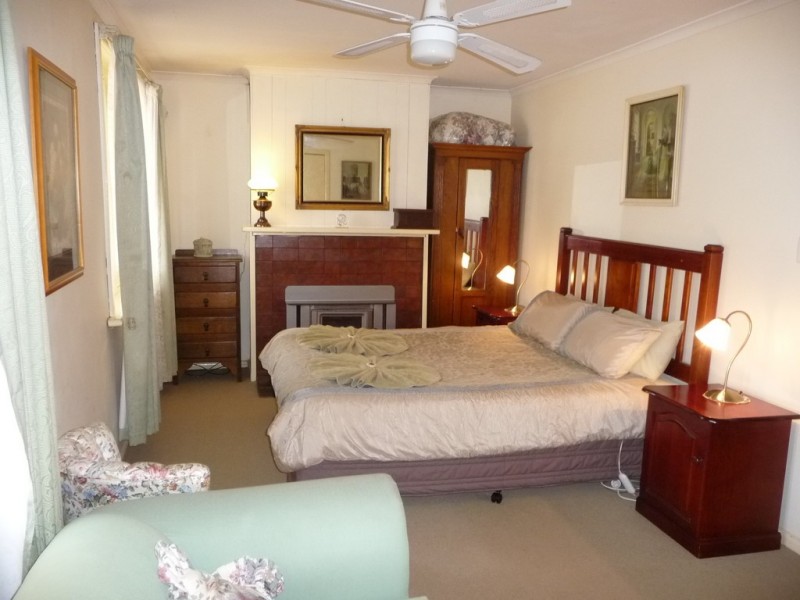 140 Pakenham Street, Echuca VIC 3564