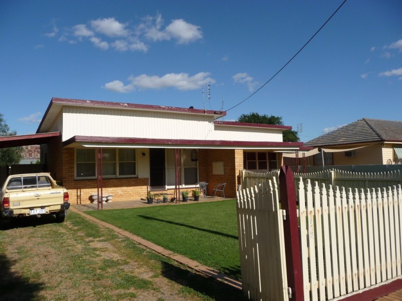 37 Edward Street, Rochester VIC 3561
