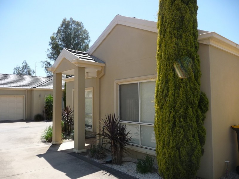 2/4B Warden Street, Moama NSW 2731