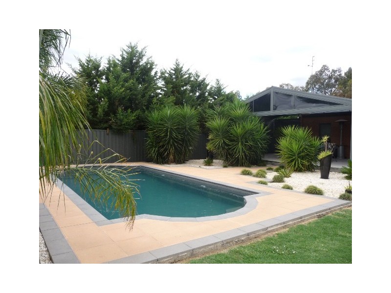 9 Pambula Court, Echuca VIC 3564