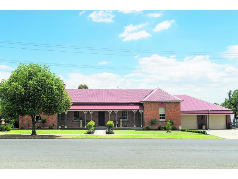 10 Chanter Street, Moama NSW 2731