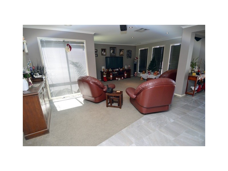 28 Genevieve Avenue, Echuca VIC 3564