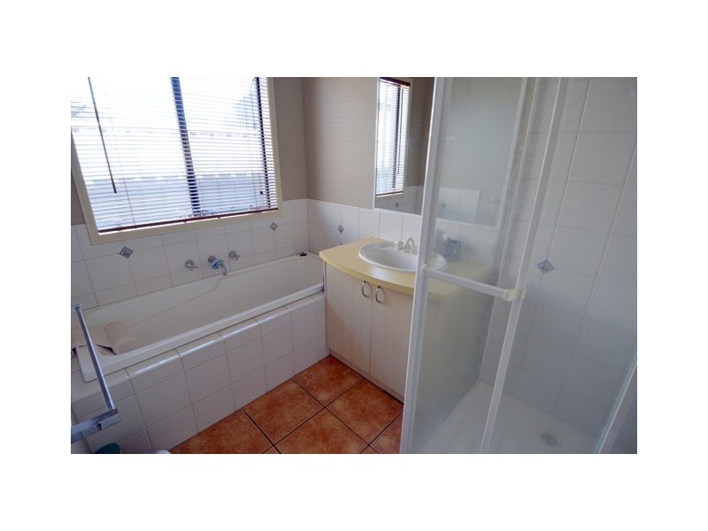 28 Genevieve Avenue, Echuca VIC 3564