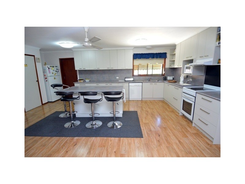49 Rutley Crescent, Echuca VIC 3564