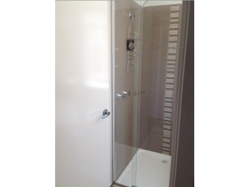 3 54 BRIDLINGTON AVENUE, Echuca VIC 3564