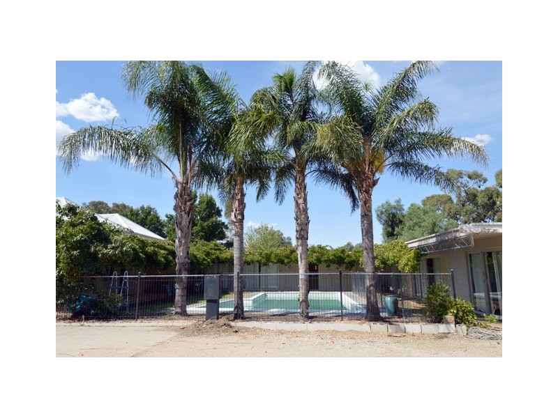 53 Schoeffel Drive, Echuca VIC 3564