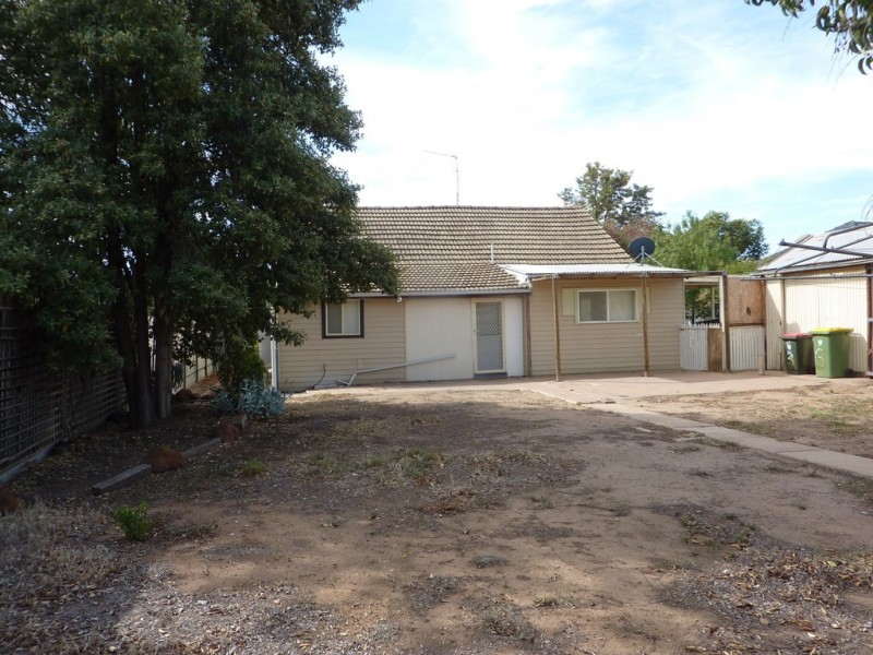 3 EYRE STREET, Echuca VIC 3564