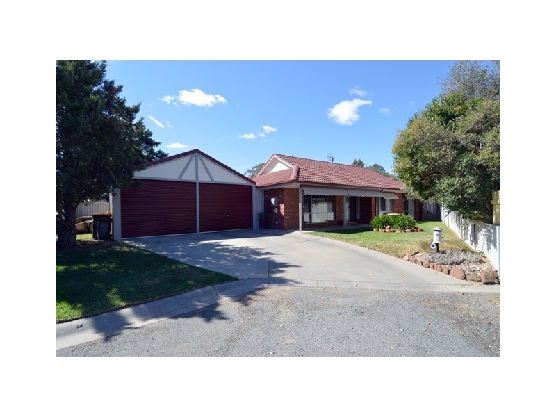 14 McLaren Drive, Moama NSW 2731